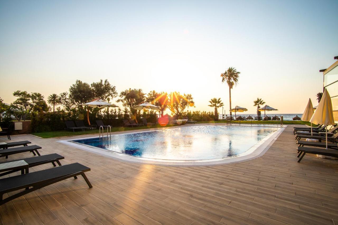 Maia Luxury Beach Hotel & Spa غوزيلْتْشاملِ المظهر الخارجي الصورة